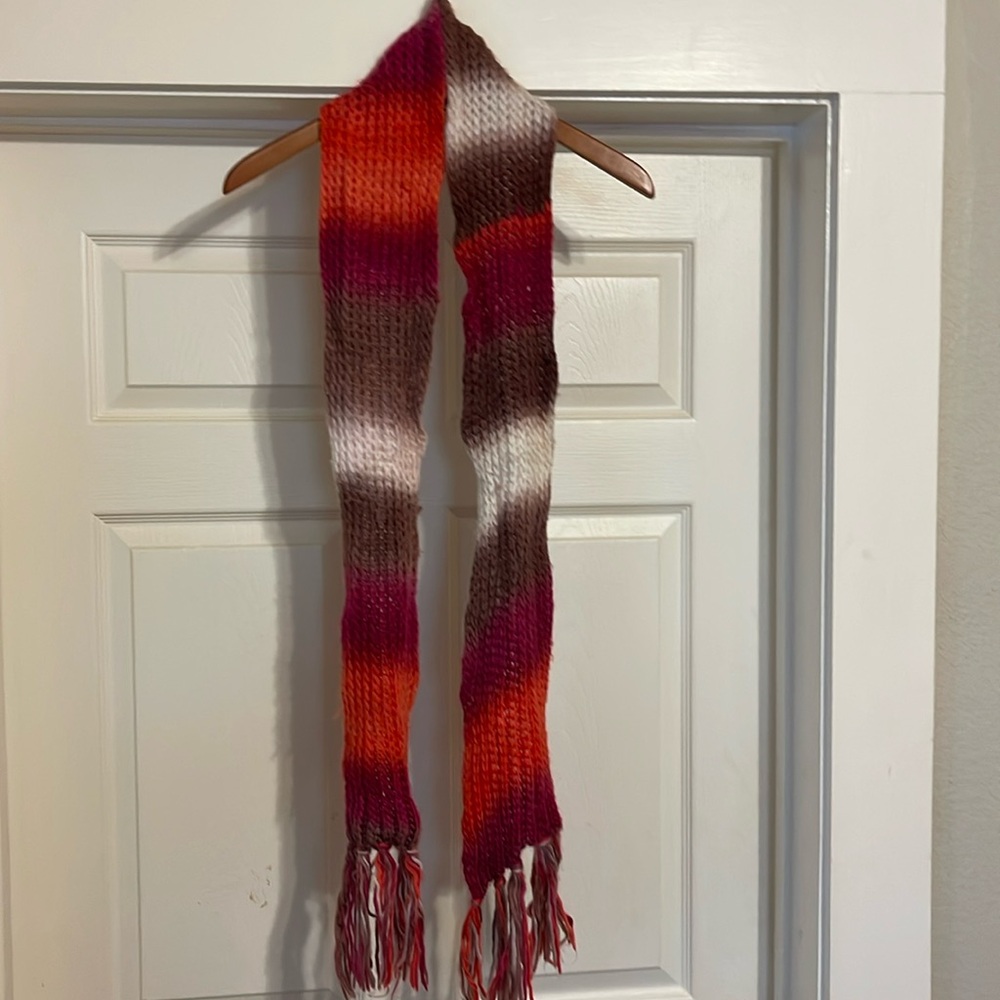 New York & Company Scarf